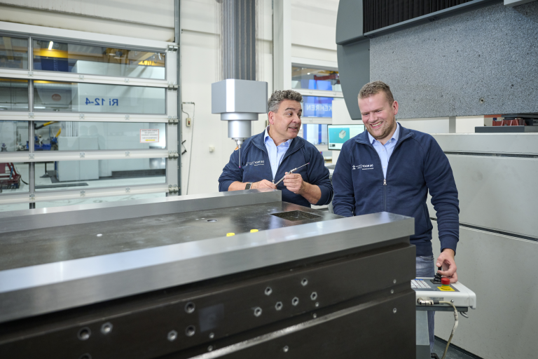 DeRooy-Website-Vacature-Kwaliteitscontroleur-CMMProgrammeur