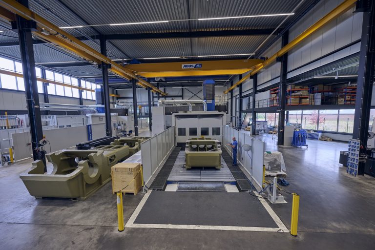 Website-DeRooy-Precise Machining-Heavy-Frames-Traditional-OEMs