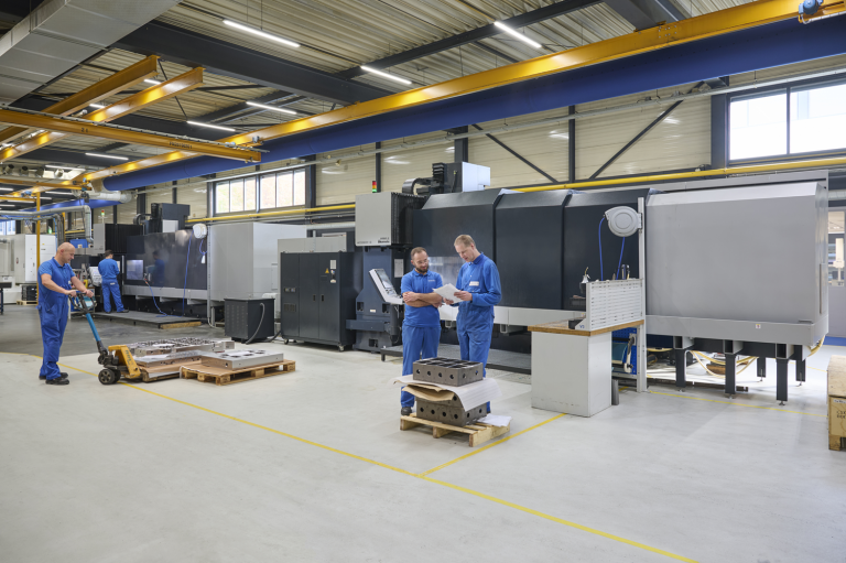 Website-DeRooy-vlakslijpen-surfacegrinding-okamoto-chiq